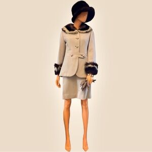 BRAETAN Vintage 60s Skirt Suit Skunk Fur Trim